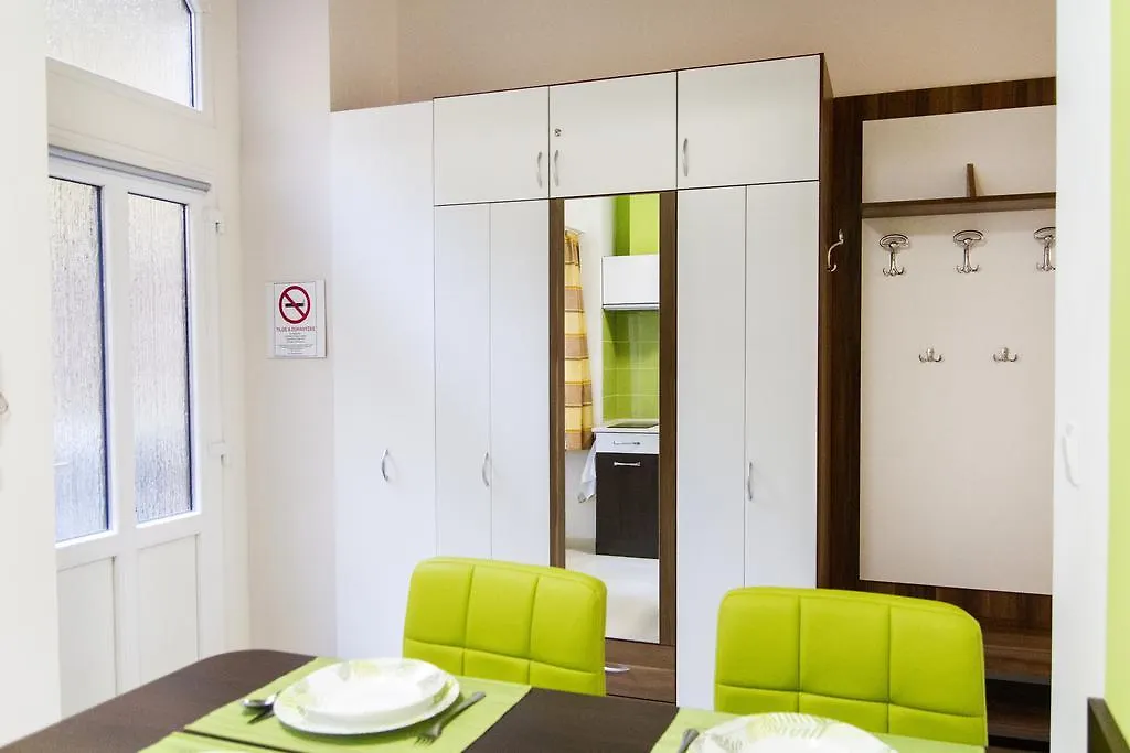 Eoetvoes Apartman Budapeşte